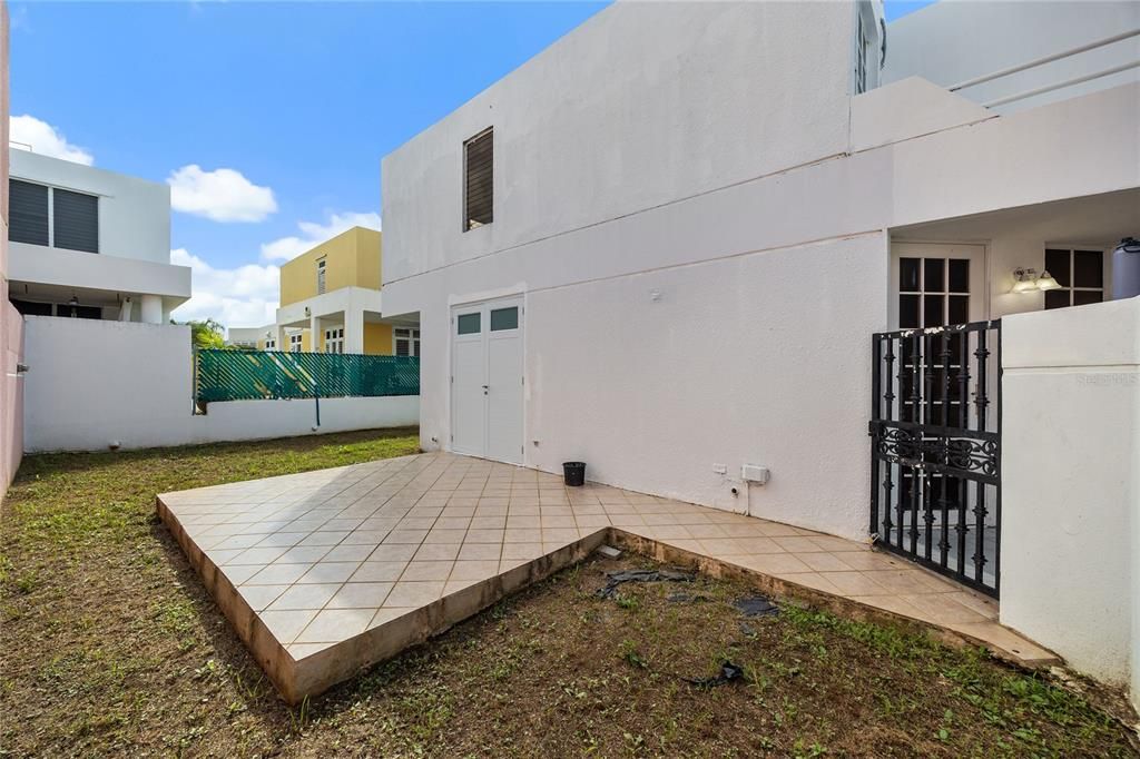 En Venta: $360,000 (4 camas, 2 baños, 0 Pies cuadrados)