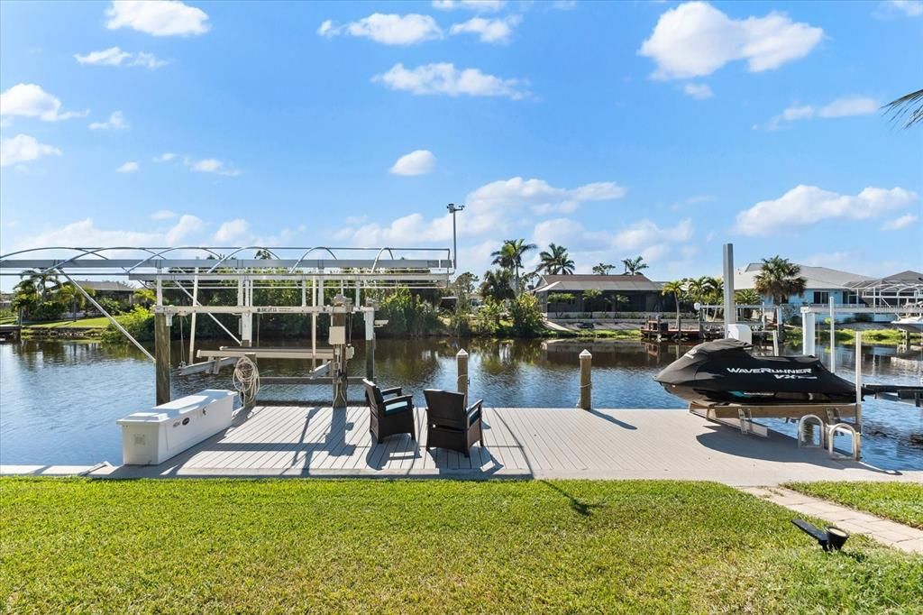 Large Composite Dock on Zephyr Waterway