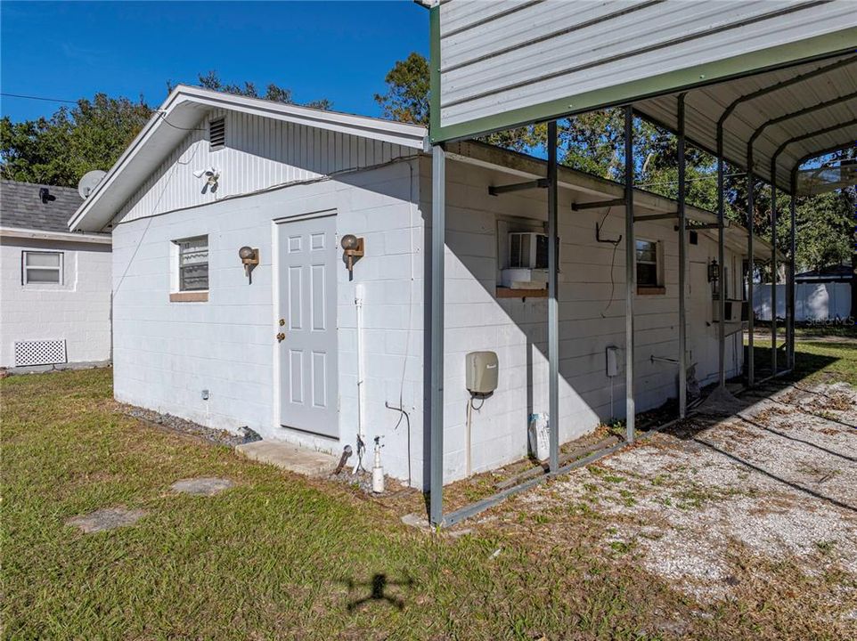 Active With Contract: $260,000 (3 beds, 2 baths, 1132 Square Feet)