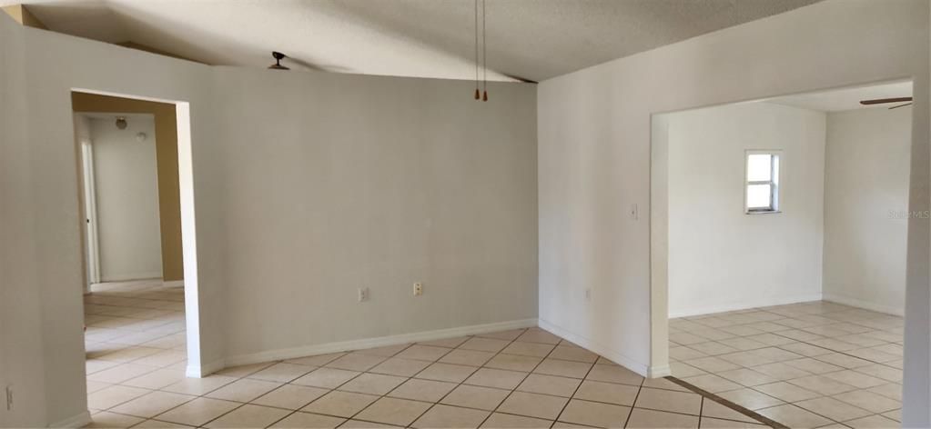 For Sale: $294,900 (3 beds, 2 baths, 1690 Square Feet)