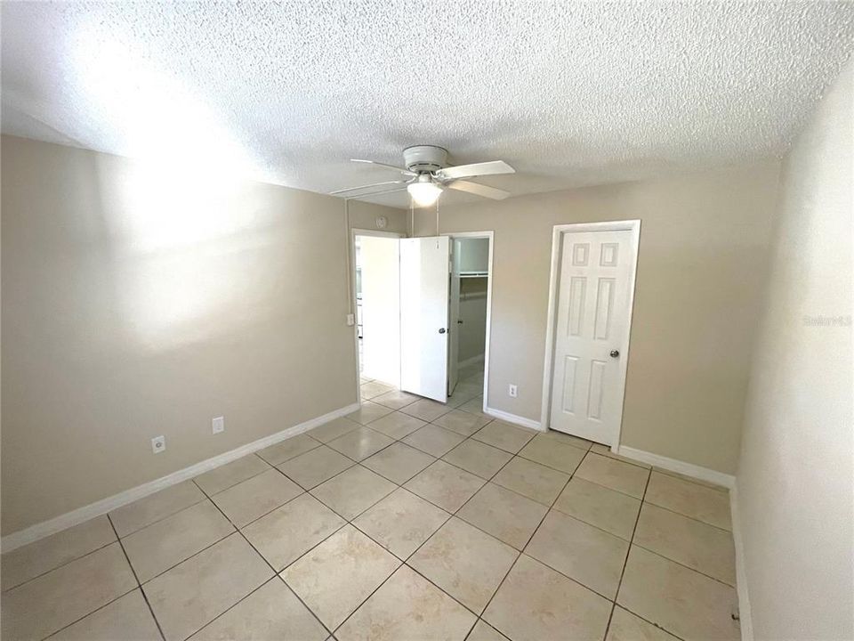 For Rent: $1,195 (1 beds, 1 baths, 588 Square Feet)