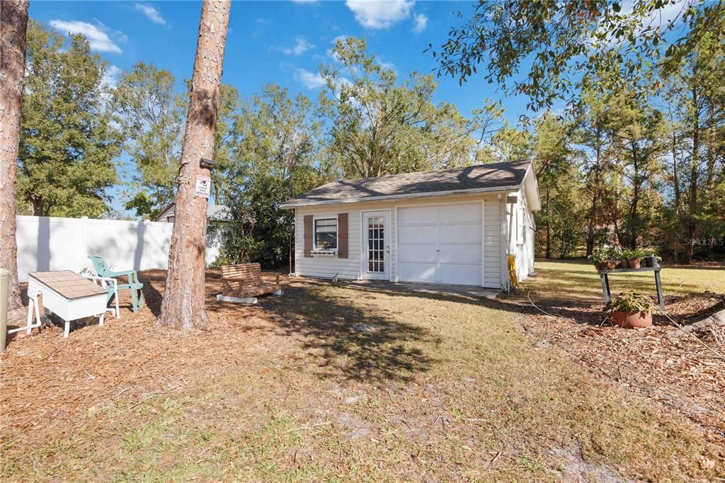 Great shed with electric for projects