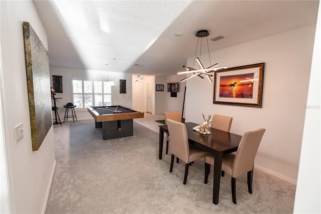 For Sale: $379,900 (2 beds, 2 baths, 1756 Square Feet)