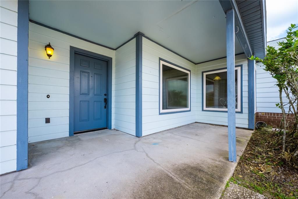 COVERED FRONT PORCH.