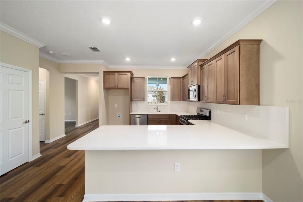 For Sale: $348,815 (2 beds, 2 baths, 1467 Square Feet)