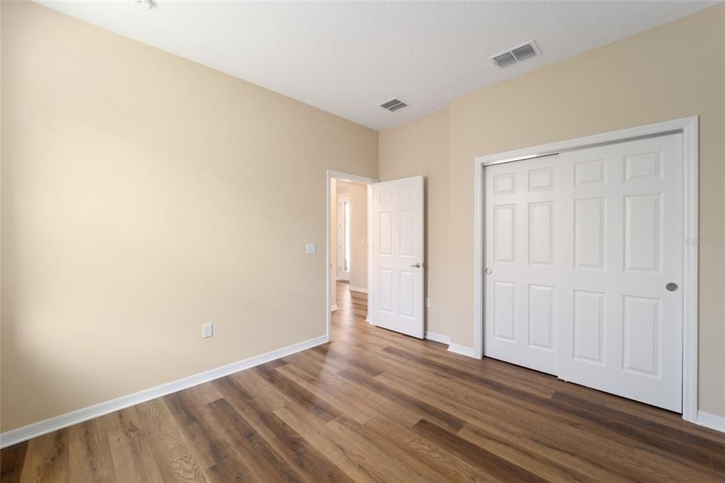 For Sale: $348,815 (2 beds, 2 baths, 1467 Square Feet)