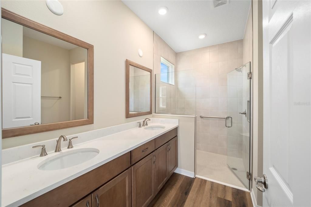 For Sale: $348,815 (2 beds, 2 baths, 1467 Square Feet)