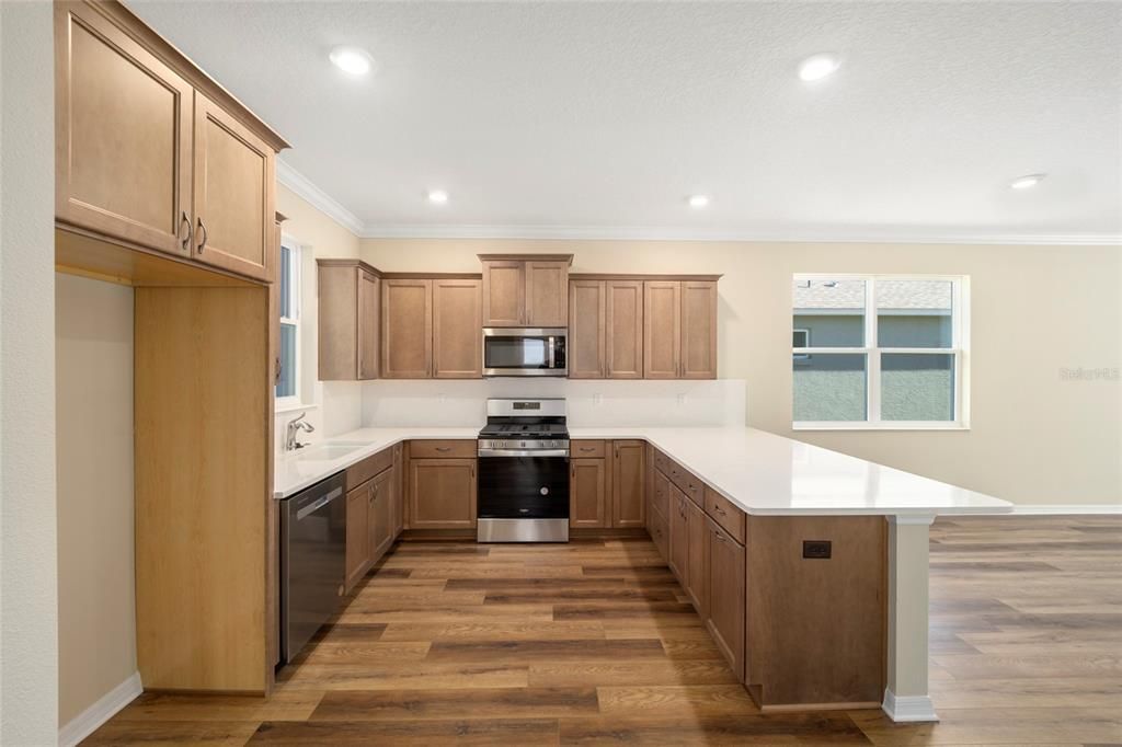 For Sale: $348,815 (2 beds, 2 baths, 1467 Square Feet)