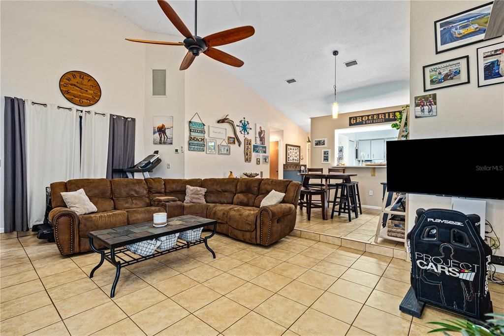 For Sale: $330,000 (4 beds, 2 baths, 1788 Square Feet)