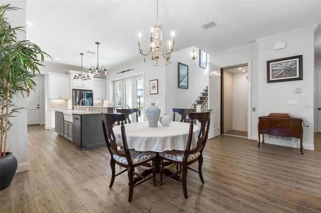 Dining Area - open floor plan makes it great for entertaining!