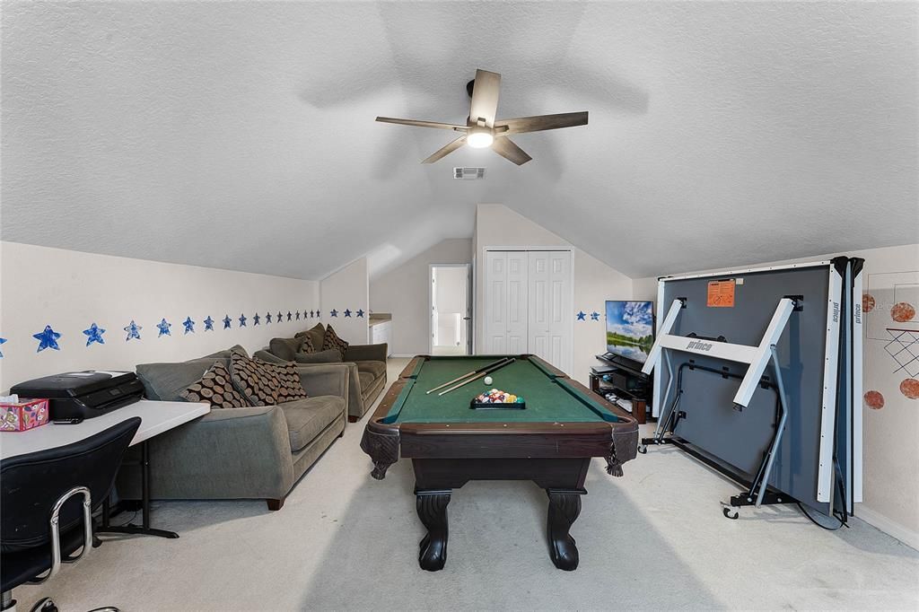 Bonus Room Upstairs With Its Own Bathroom