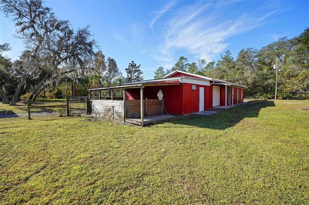 20 x 45 horse stall, tack room/storage and garage