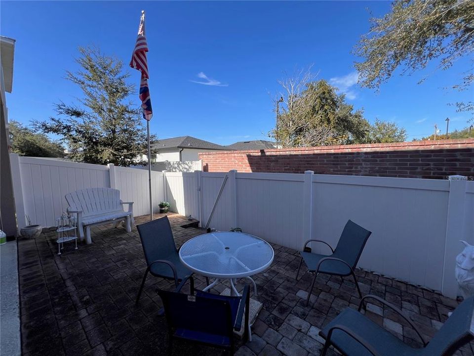 For Sale: $435,000 (3 beds, 2 baths, 2294 Square Feet)