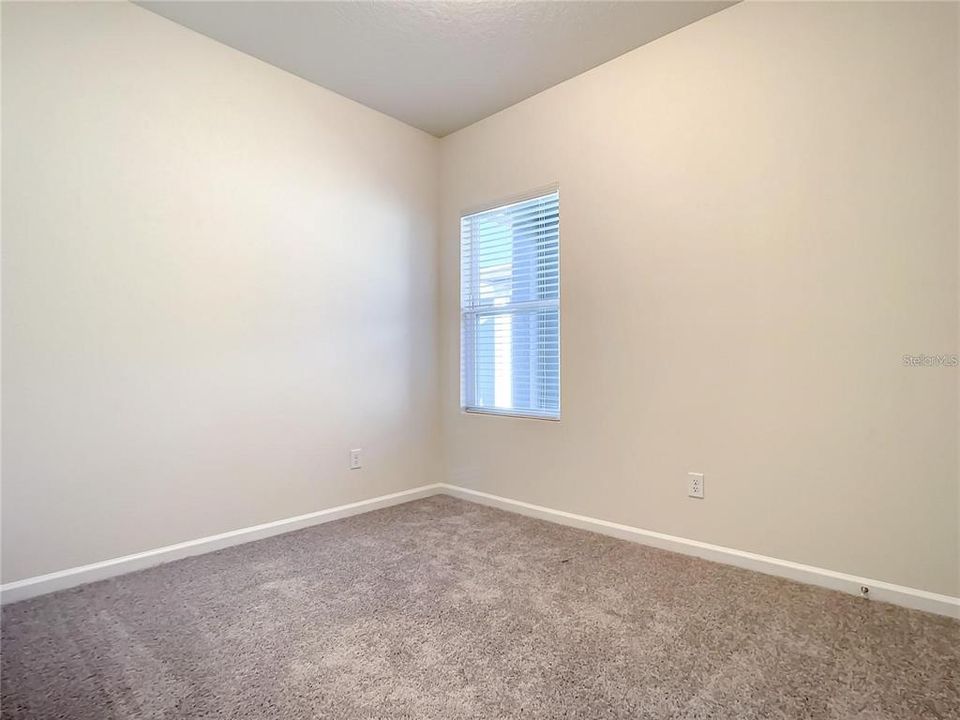 For Rent: $2,200 (3 beds, 2 baths, 1164 Square Feet)