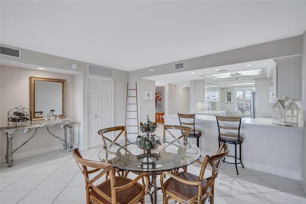 Dining area off kitchen