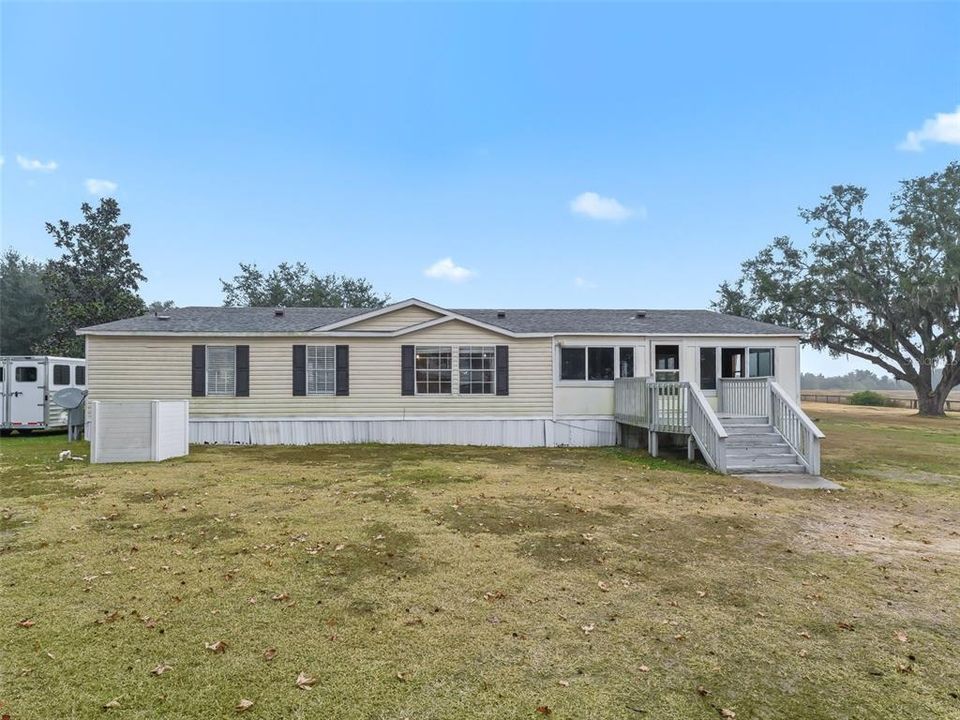 For Sale: $485,000 (3 beds, 2 baths, 2052 Square Feet)