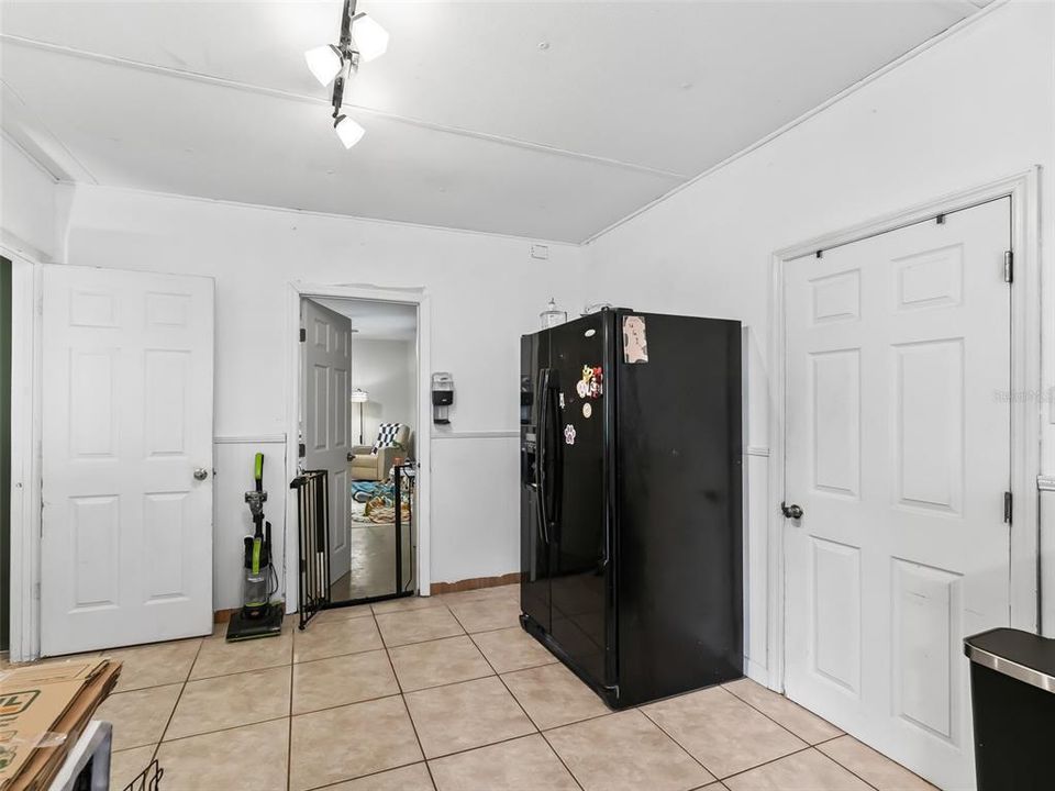 For Sale: $485,000 (3 beds, 2 baths, 2052 Square Feet)