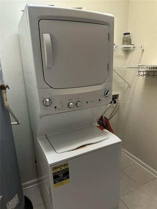 Laundry closet with washer/dryer combo