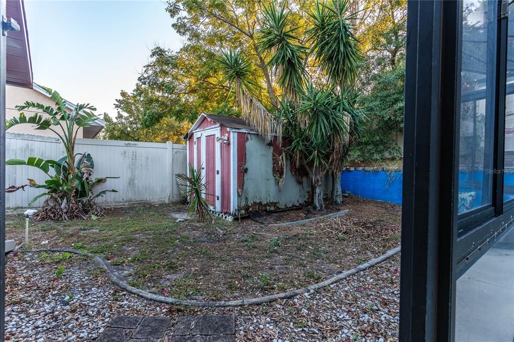 For Sale: $445,000 (4 beds, 2 baths, 2048 Square Feet)