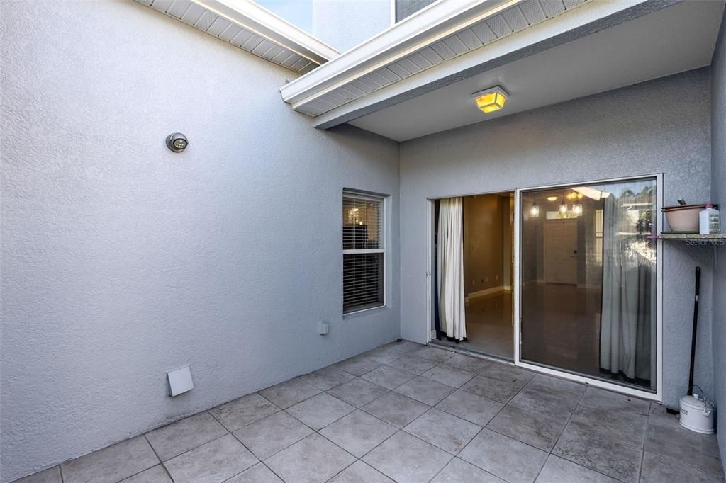 Covered Back Patio - Tiled