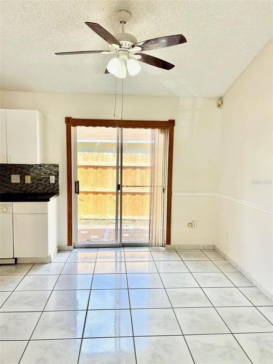 For Rent: $1,995 (3 beds, 2 baths, 1246 Square Feet)