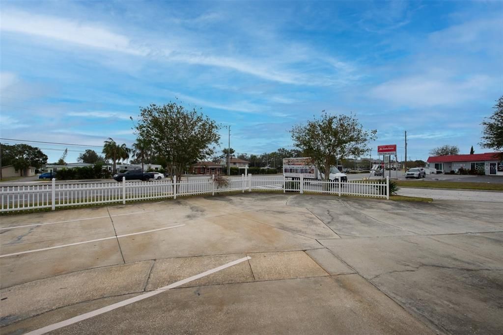 Corner lot overlooking Seminole BLVD.  This building had 41,000 cars going by a day.  Great exposure to help grow your business!