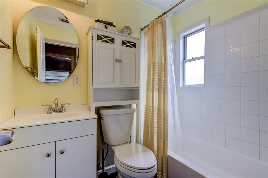 Bathroom with Tub