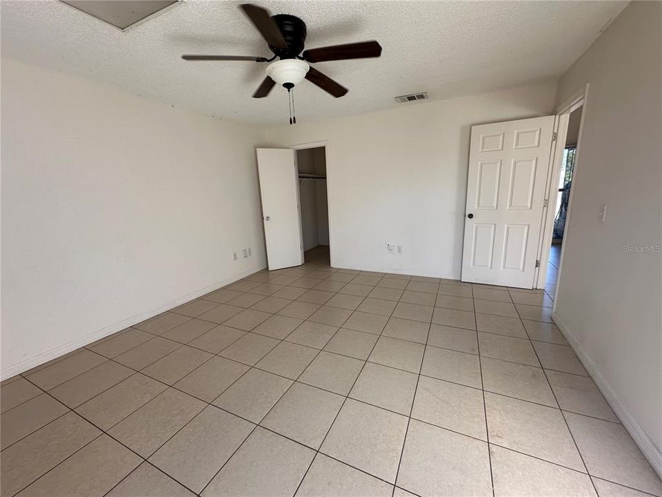 Active With Contract: $299,000 (0 beds, 0 baths, 870 Square Feet)