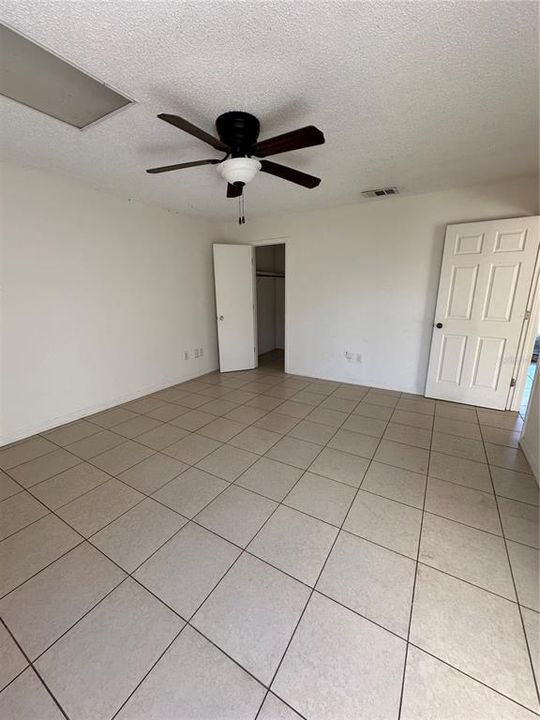 Active With Contract: $299,000 (0 beds, 0 baths, 870 Square Feet)