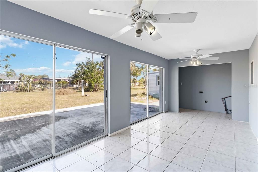 Florida Room With Laundry Closet