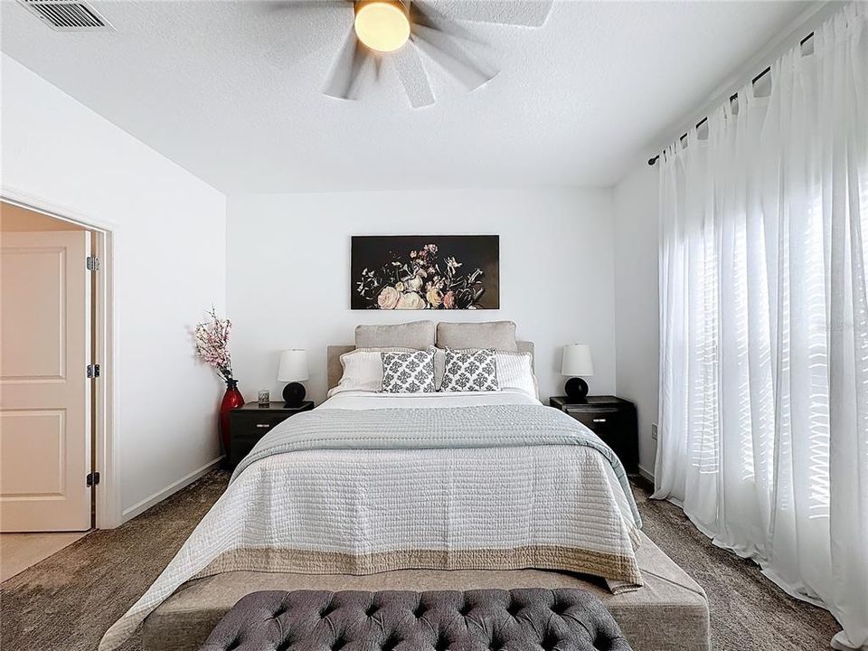 Active With Contract: $475,000 (4 beds, 2 baths, 2280 Square Feet)