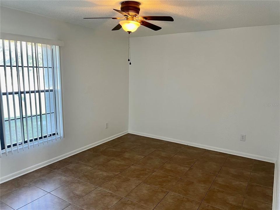 For Sale: $249,500 (2 beds, 2 baths, 1132 Square Feet)