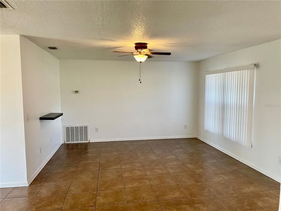 For Sale: $249,500 (2 beds, 2 baths, 1132 Square Feet)