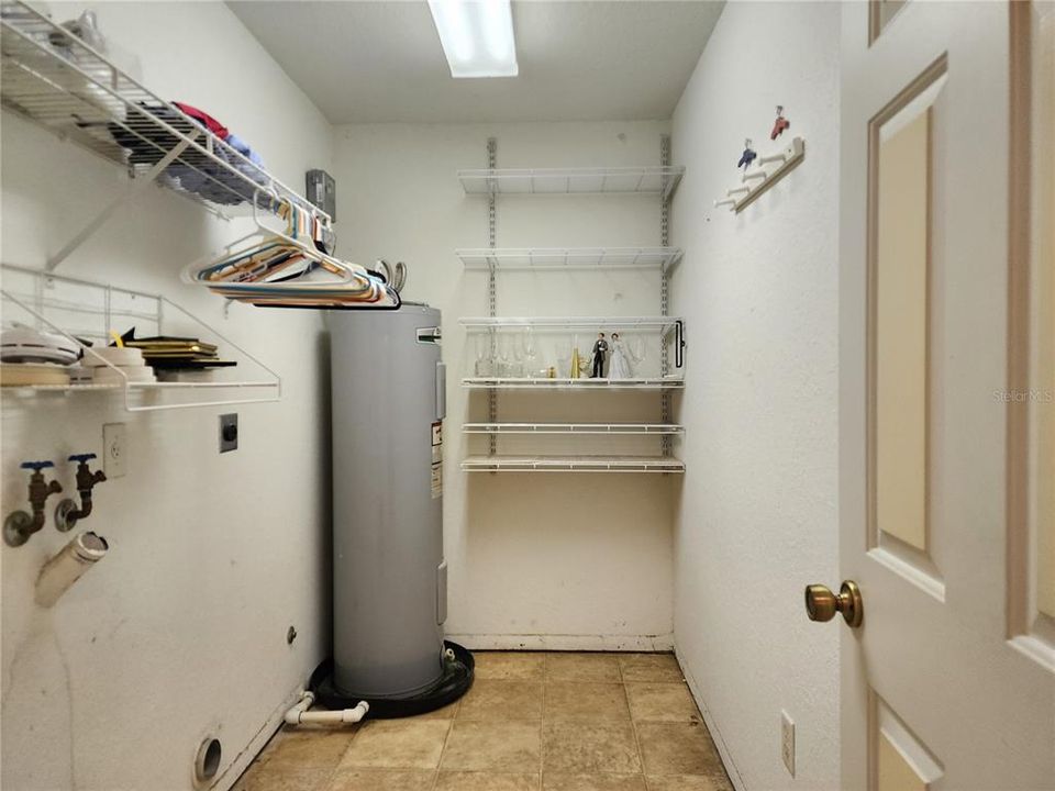 Laundry Room with washer and dryer hook-ups