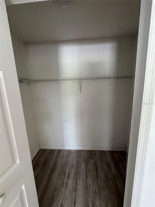 Active With Contract: $1,800 (3 beds, 2 baths, 1468 Square Feet)