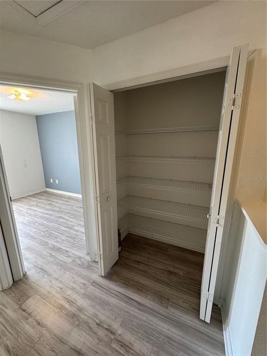 Active With Contract: $1,800 (3 beds, 2 baths, 1468 Square Feet)