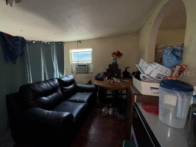 For Sale: $125,000 (3 beds, 1 baths, 1704 Square Feet)