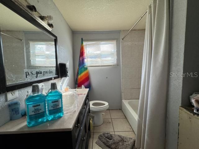 For Sale: $125,000 (3 beds, 1 baths, 1704 Square Feet)