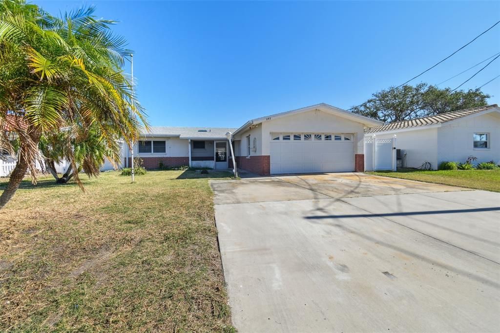 For Sale: $788,000 (3 beds, 2 baths, 1697 Square Feet)