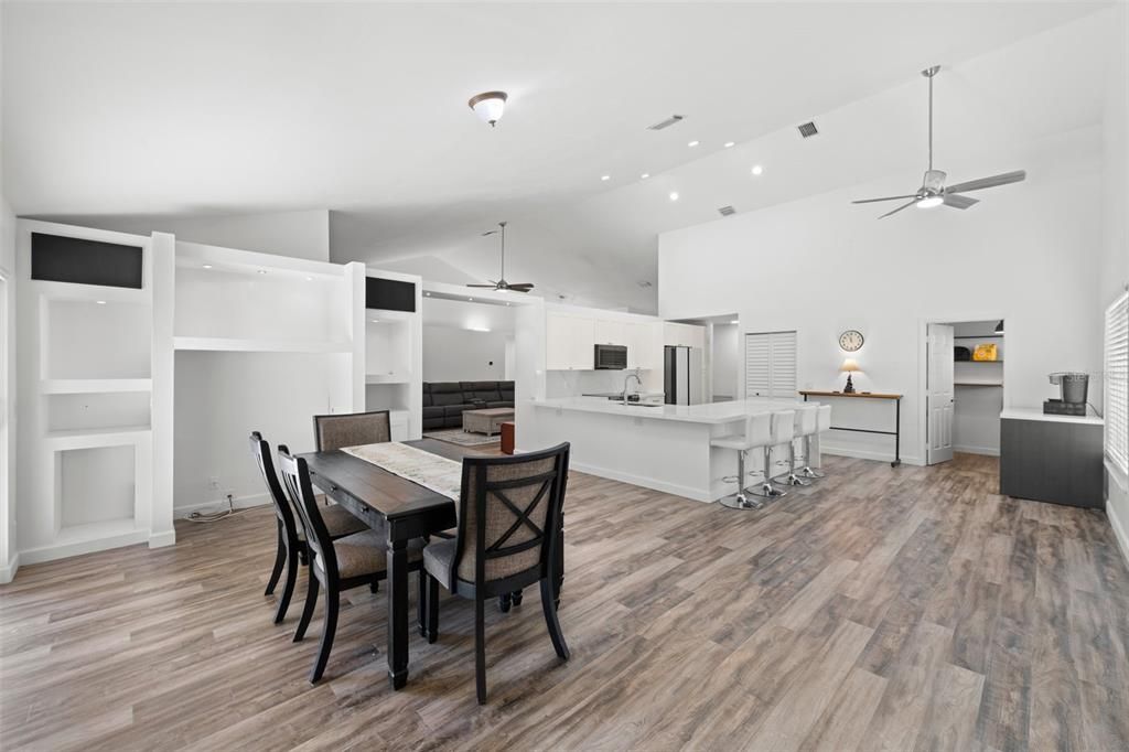 Beautiful family room and kitchen