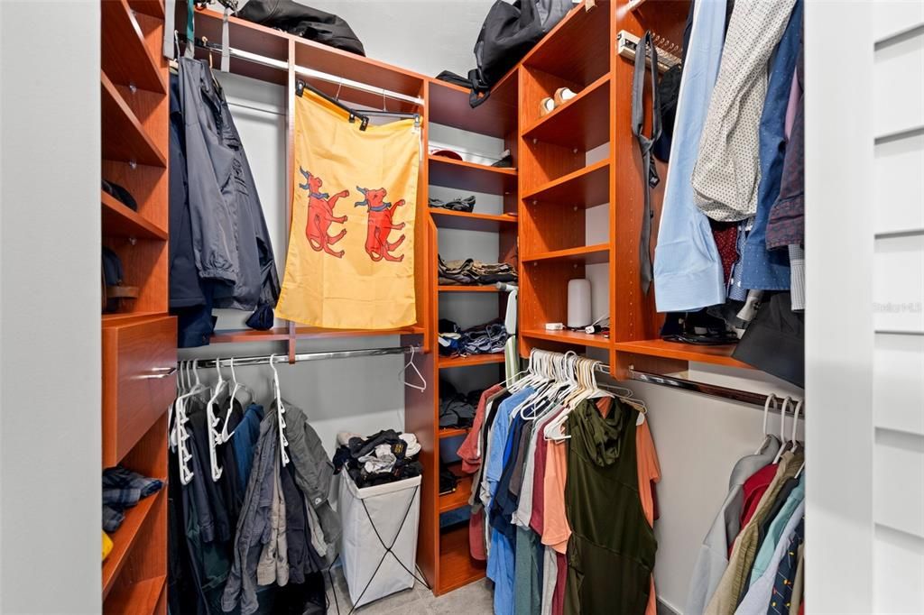 Walk-in closet