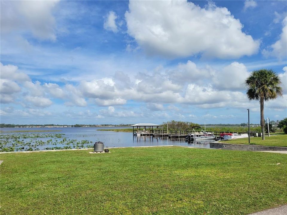 Community Dock and Fishing Pier on Lake Henry