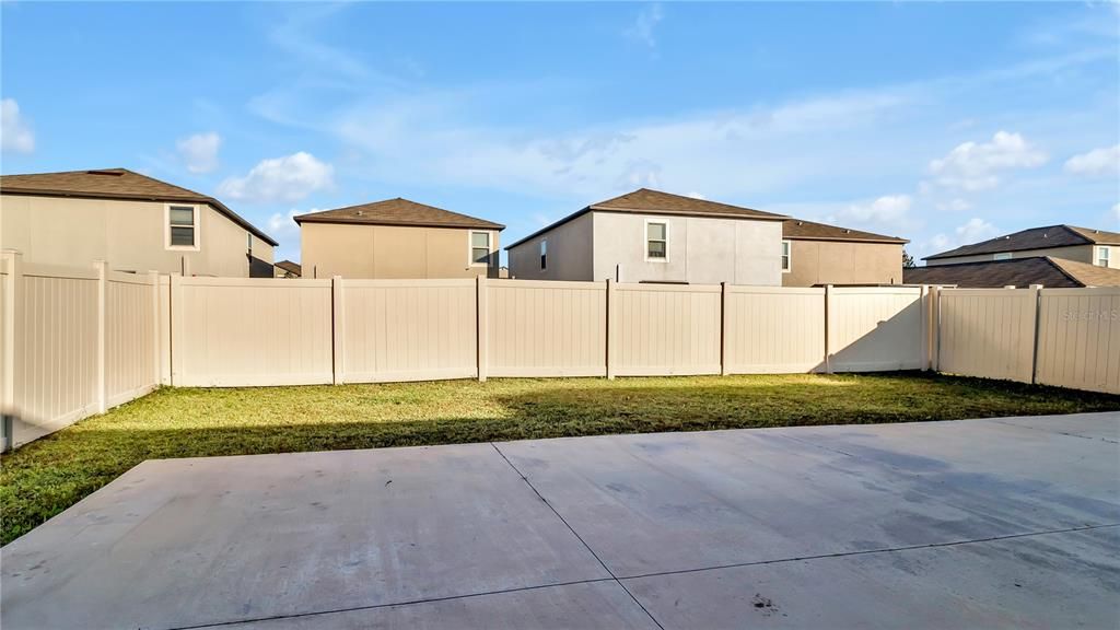 For Sale: $379,000 (4 beds, 2 baths, 1935 Square Feet)