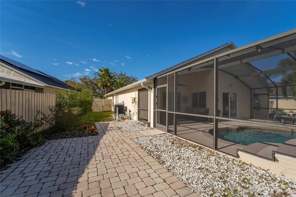 Active With Contract: $2,500 (3 beds, 2 baths, 1665 Square Feet)