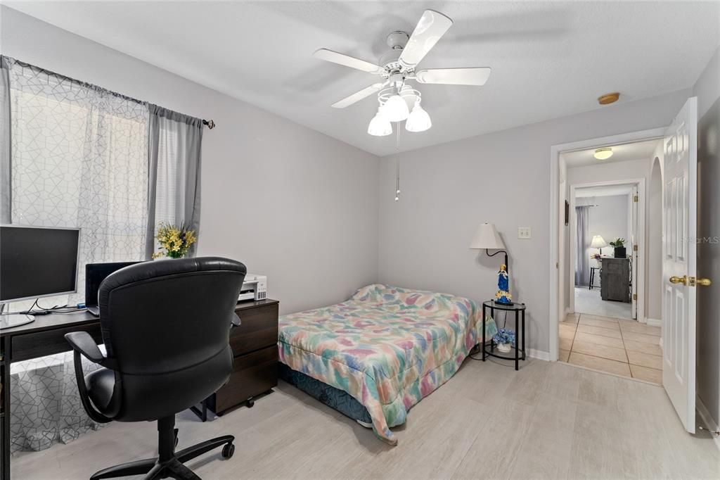 Active With Contract: $2,500 (3 beds, 2 baths, 1665 Square Feet)