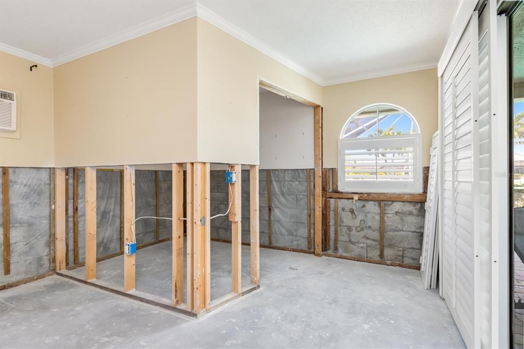 Walk in closet end of primary bedroom