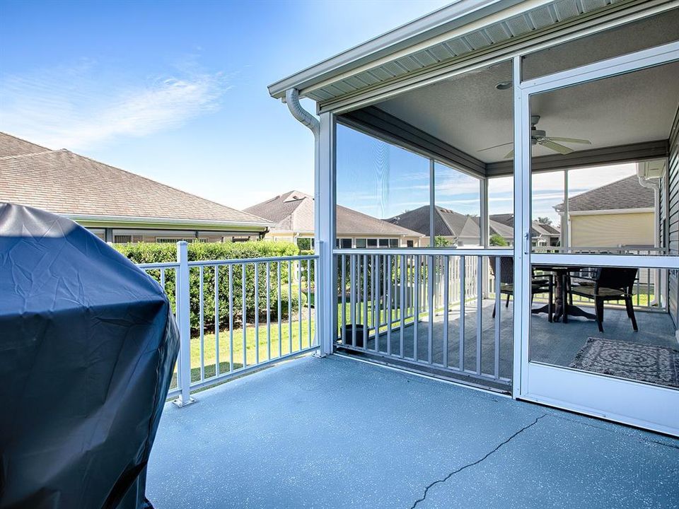 A LARGE PATIO OFF THE LANAI.