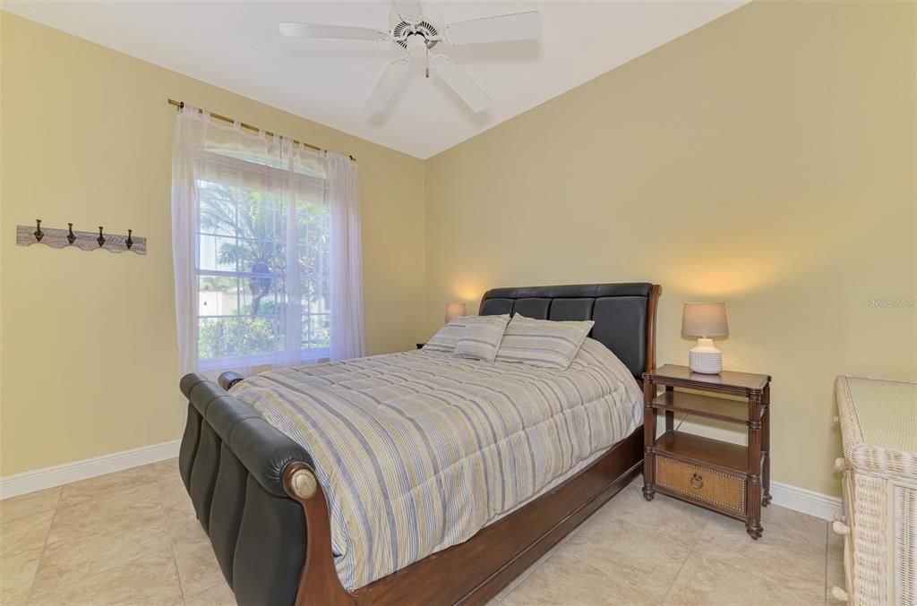 Guest bedroom in Casita