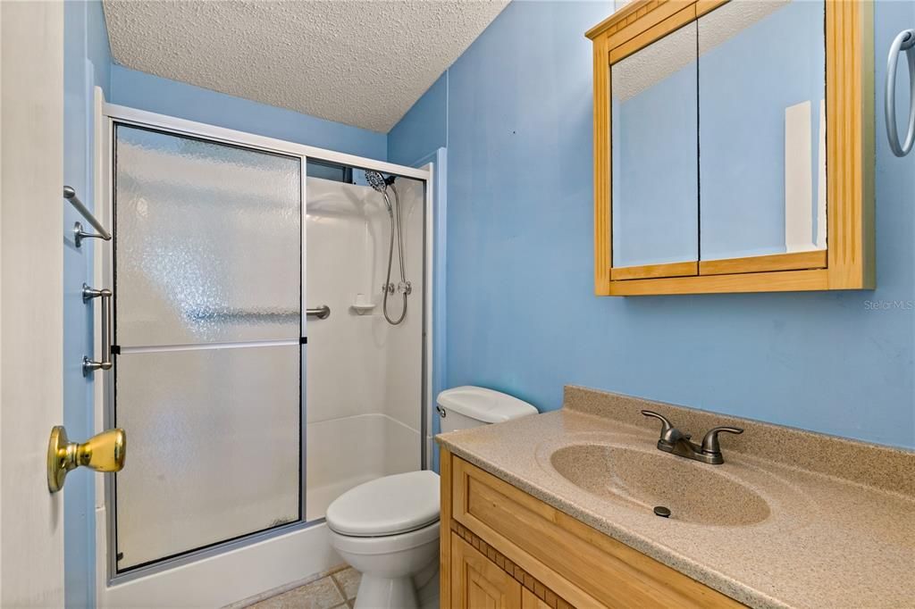 For Sale: $162,500 (2 beds, 2 baths, 1040 Square Feet)