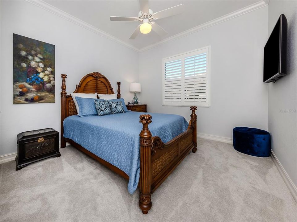 Third bedroom with new carpet.